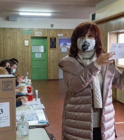 12-09-2021_la_vicepresidenta_cristina_fernandez_de