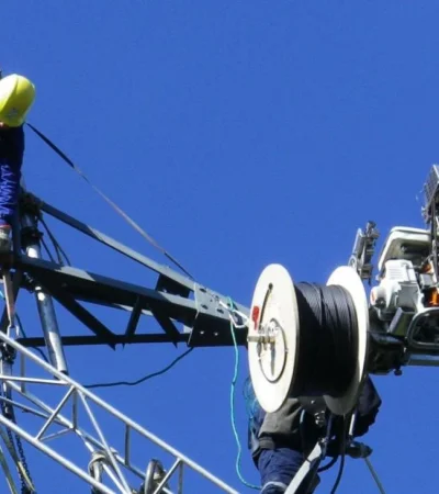 tendido-fibra-optica-enrollada