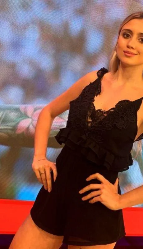 morena-beltrán-verano-hot-cuerpo-medidas-video-fotos