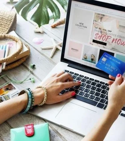 A pesar de que pueden parecer similares, existen algunas diferencias entre estas jornadas de fomento de la compra online.