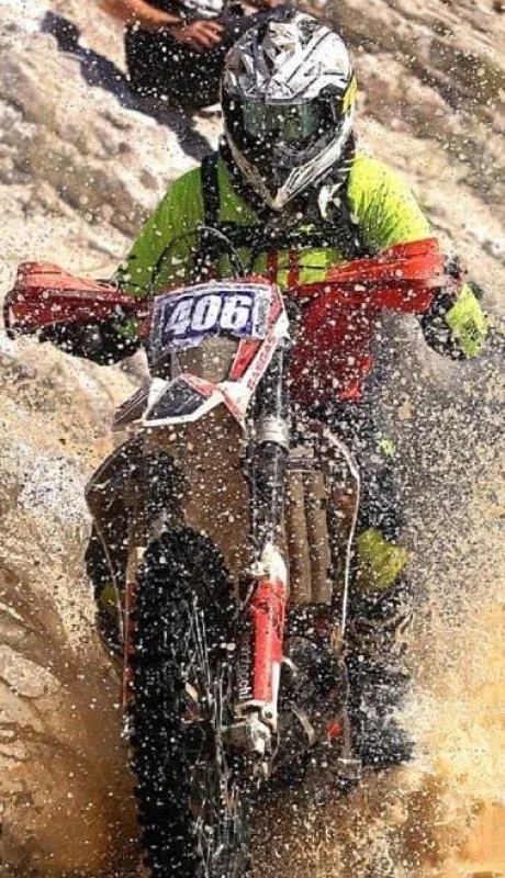 4B07283F-9DD9-4F51-8EB9-8CD2CFACDD60