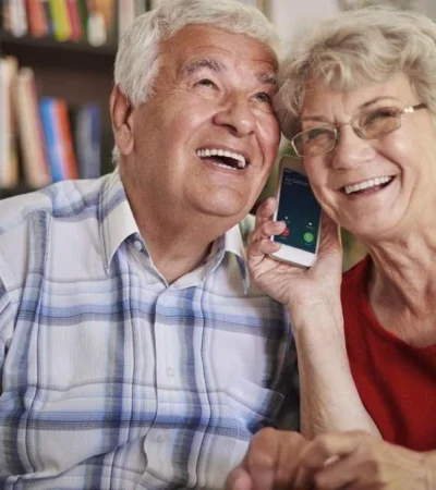 adultos_mayores_risa