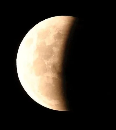 Se viene un eclipse único