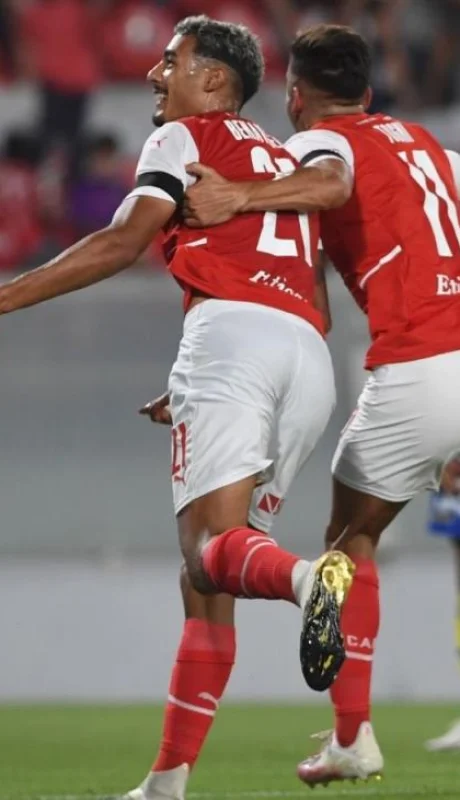 24-11-2021_buenos_aires_carlos_benavidez21_festeja