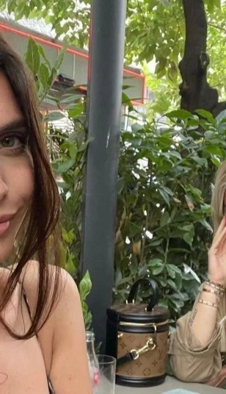 zaira.nara_242771954_876960452940728_8988906187530217590_n