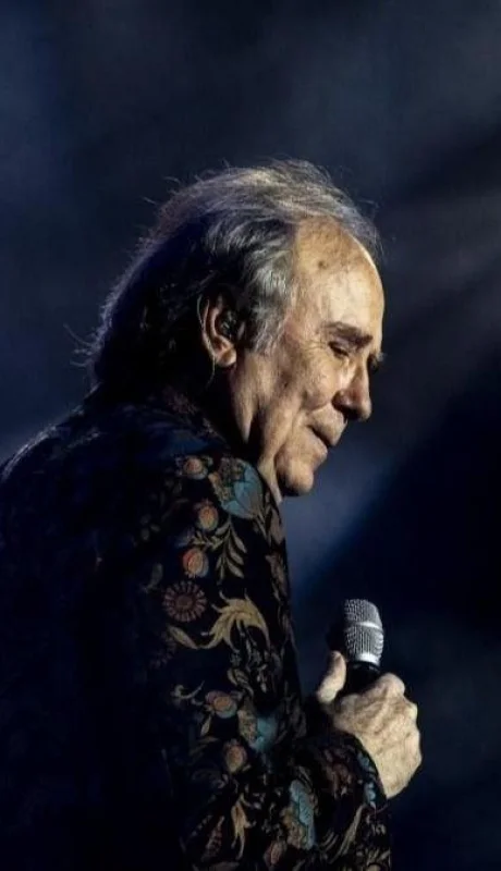 joan-manuel-serrat-en-un-concierto-en-madrid