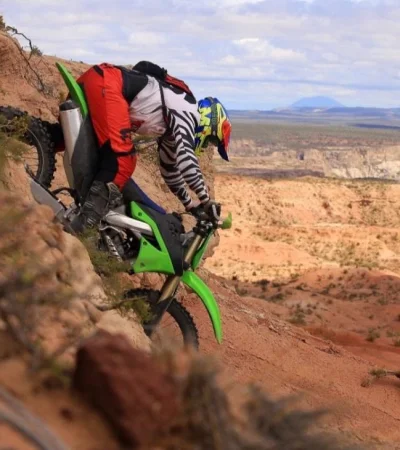 E82A00CF-6970-4881-BA54-66A2C7979D91