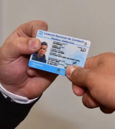 AE061CC0-90CD-4878-A567-F9B505578CAF