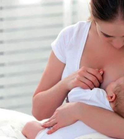 Refuerzan la importancia de amamantar a los bebés