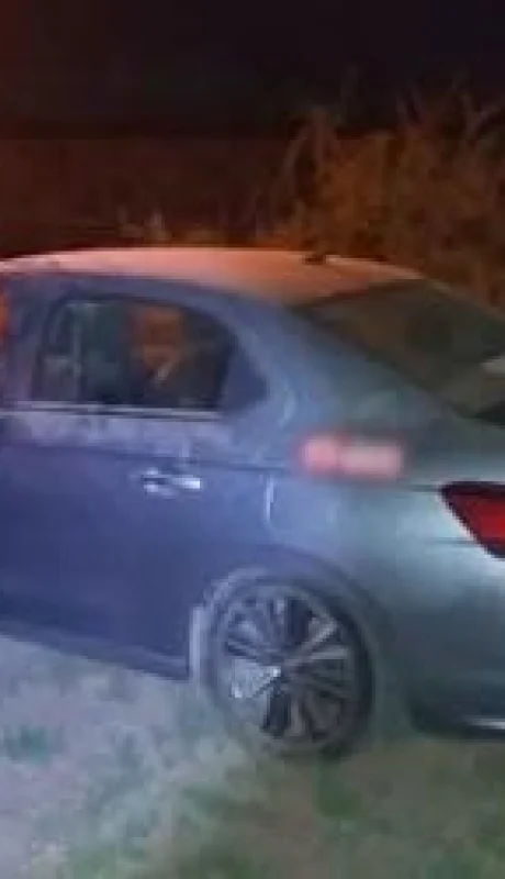 BCF30698-A193-404D-B5E7-0B5F485014B8