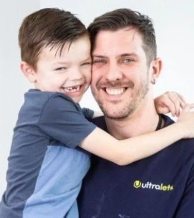 tom-hartley-y-su-hijo___f3CuDjDHO_720x0__1