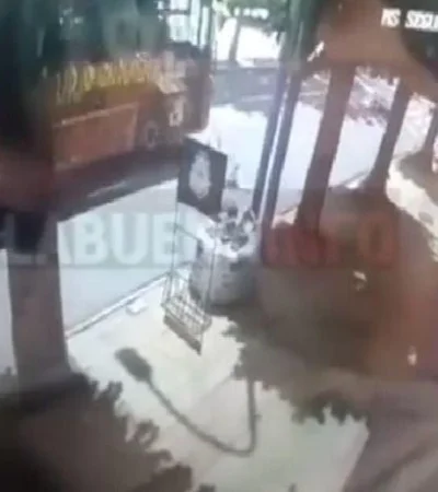 chica-micro-la-plata