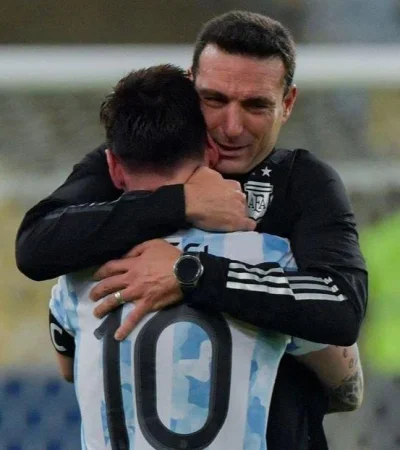 scaloni-y-messssiiii