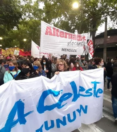 10a91ea6-9522-4d8a-a267-25567295bf8e