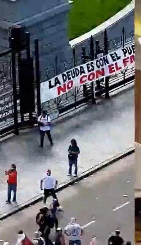 cristina-fernandez-video-ataque-congreso-camara-png.