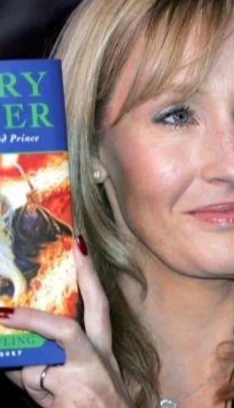 harry-potter-ucrania-esritora-ayuda