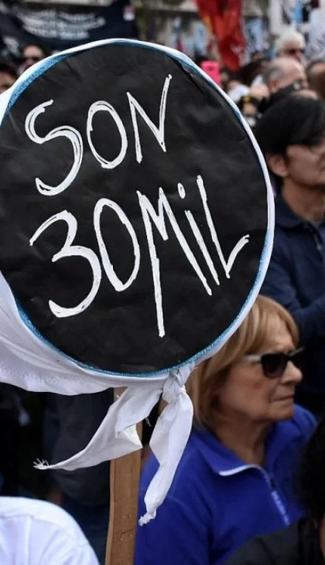 dia-de-la-memoria-2019-plaza-de-mayo-161-jpg.