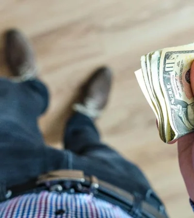 pexels-lukas-928201-jpg.