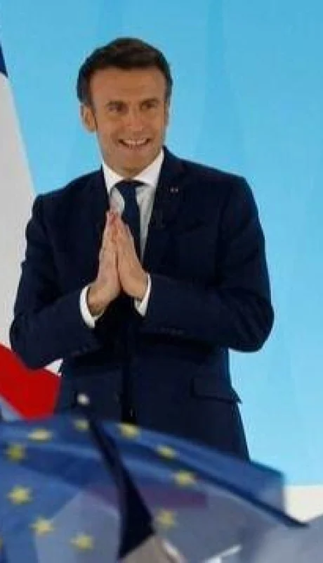 macron-jpg.
