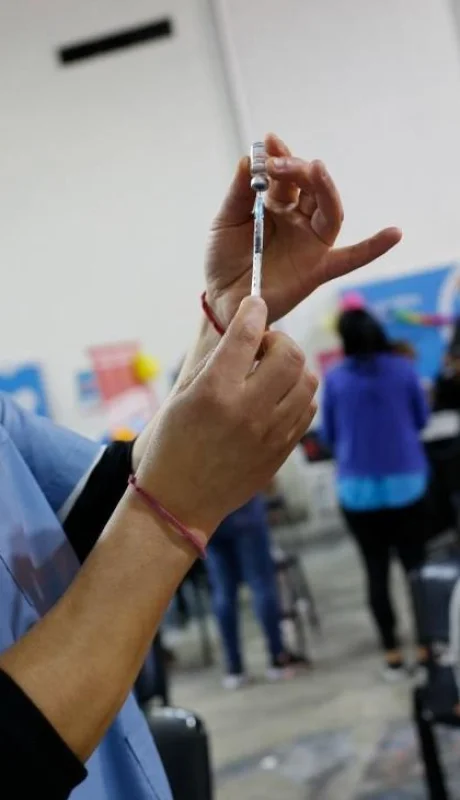 20-01-2022_la_ministra_de_salud_carla-(1)