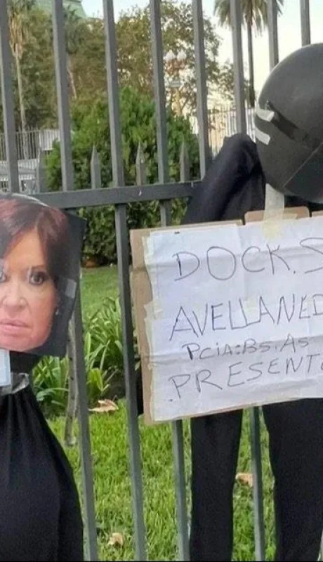 b30b5126-8d5c-4ae9-a98d-ba2f41da0cd7-jpeg.