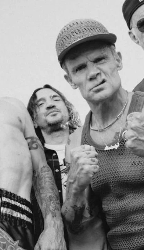 red-hot-chili-peppers-homenajea-a-la-cultura-pop-del-s-jpg.