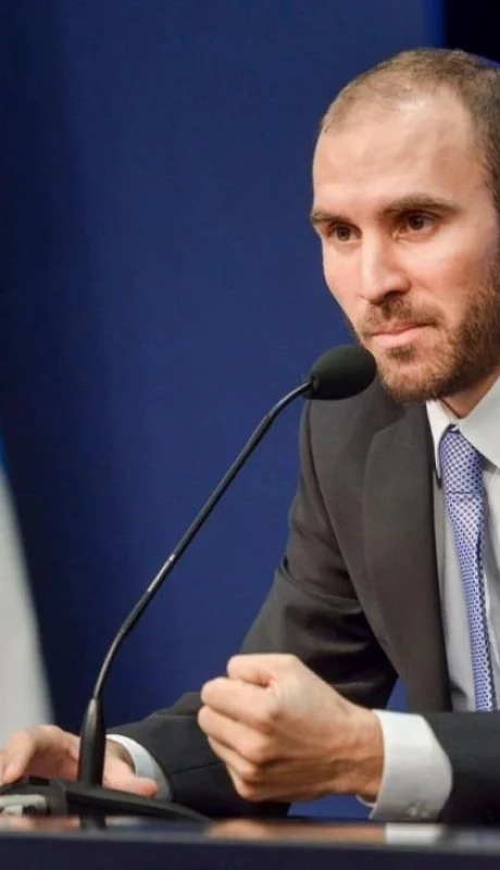 Martín-Guzmán-Economía