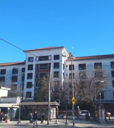 hospital-interzonal-general-de-agudos-eva-peron-ex-castex-jpg.