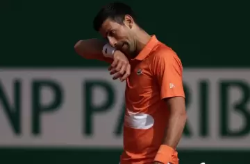 Sopresiva derrota de Djokovic y mala jornada para los argentinos