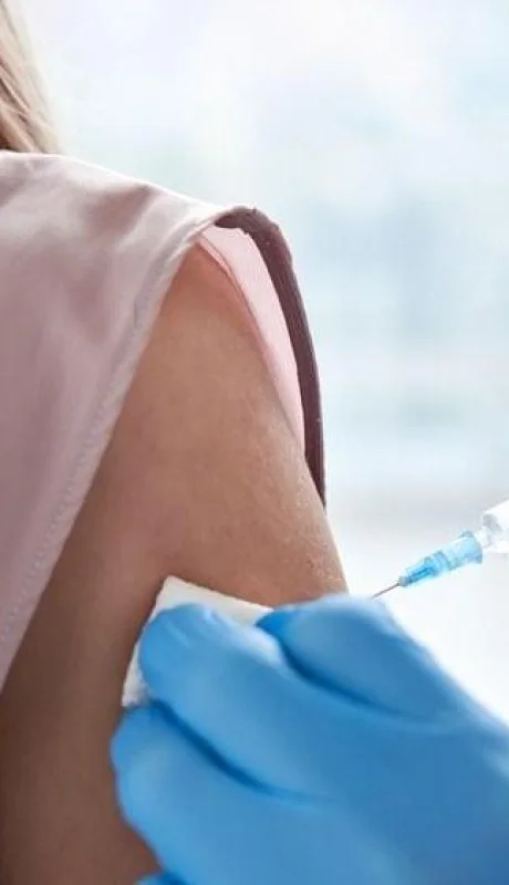 cuarta-dosis-vacuna-mendoza-jpg.