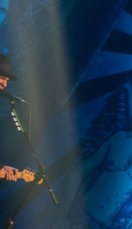 gardeles-bustelo-jpg.