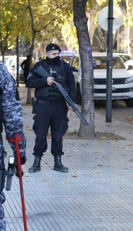 04-05-2022-el-fundador-de-la-banda-1-jpg.