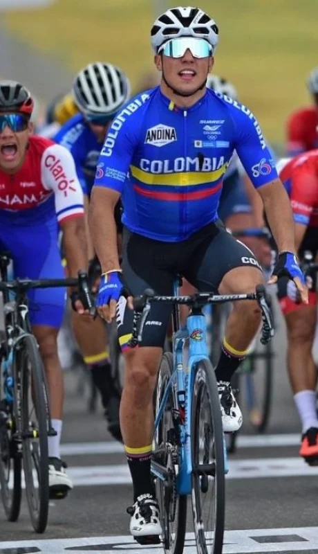 8b623a4f-4fdd-4aea-8a76-68c2486357f9-jpeg.