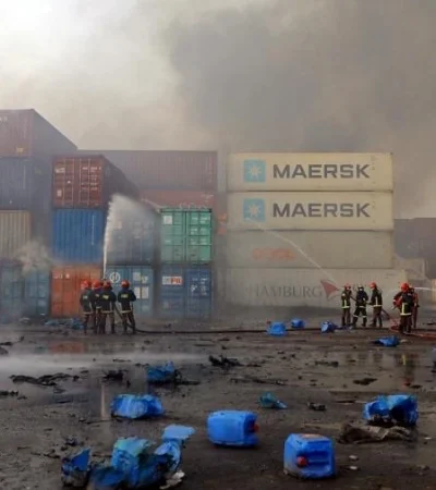 b9ee1009-f0b5-4ce4-9100-fcd93fc1100c-png.