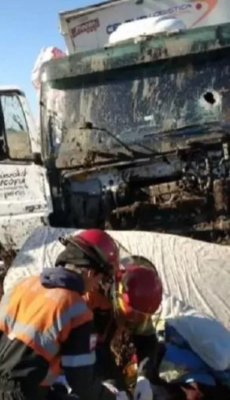 camionero-muerto-ruta-piqueteros-piedra-png.
