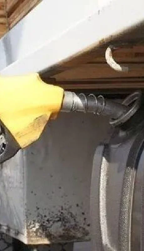 gasoil-camiones-combustiblesjpg-jpg.