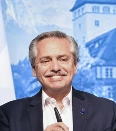 62ba03092cf32-900-jpg.