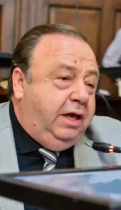 hector-bonarrico-1364623-jpg.