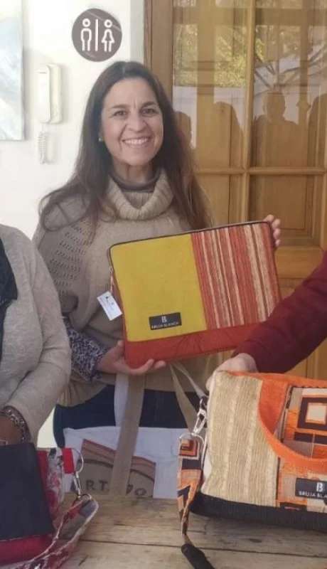 195a8c07-076b-402f-8215-d7d3287eb022-jpg.