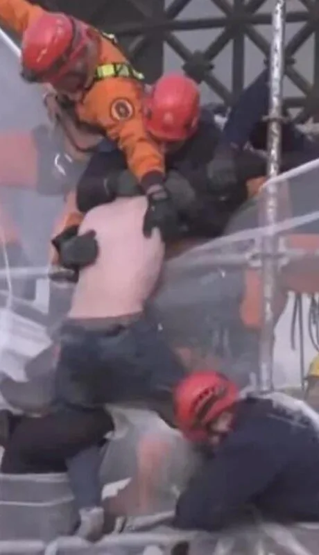 congreso-amenaza-de-tirarse-jpg.