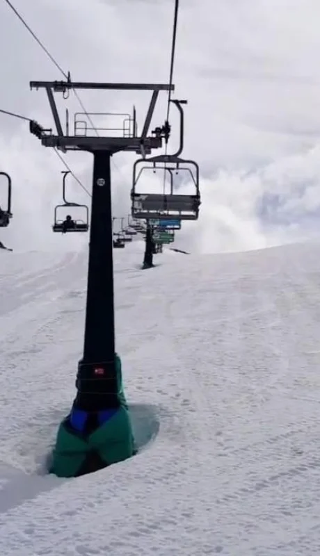 operario-cerro-catedral-jpg.