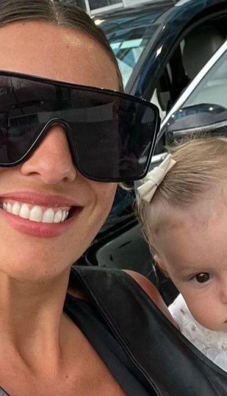 pampitaoficial-289395665-391268443034647-1453807537926985061-n-jpg.