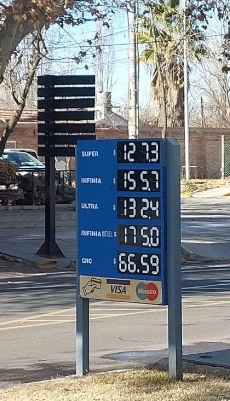 12f3af5d-10c0-4c2e-9425-87ece4ba3490-jpeg.