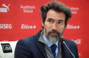 El doloroso adiós de Eduardo Domínguez que deja a Estudiantes sin DT para la Libertadores