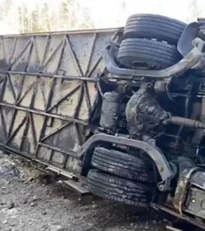 micro-rusia-minibus-video-muertos-png.