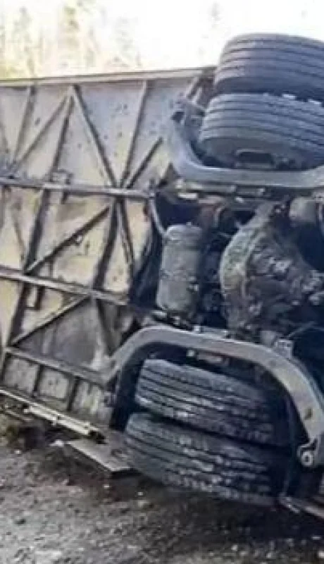 micro-rusia-minibus-video-muertos-png.