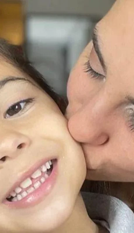 cinthia-fernandez-charis-jpg.