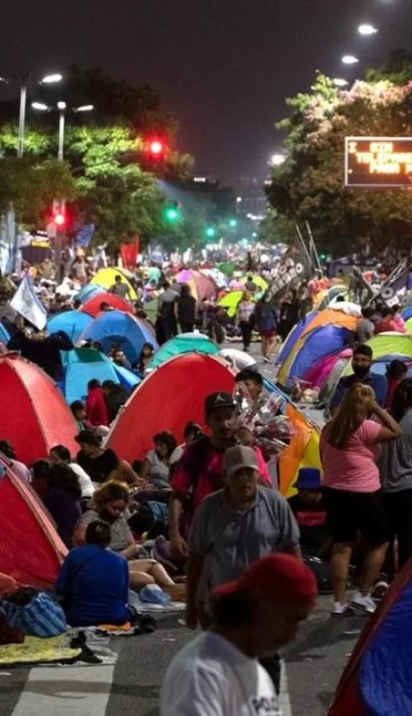 piqueteros-acampe-9-de-julio-reclamo-protestas-jpg.