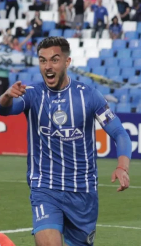 fb7tyrmxkaakyjg-jpg.