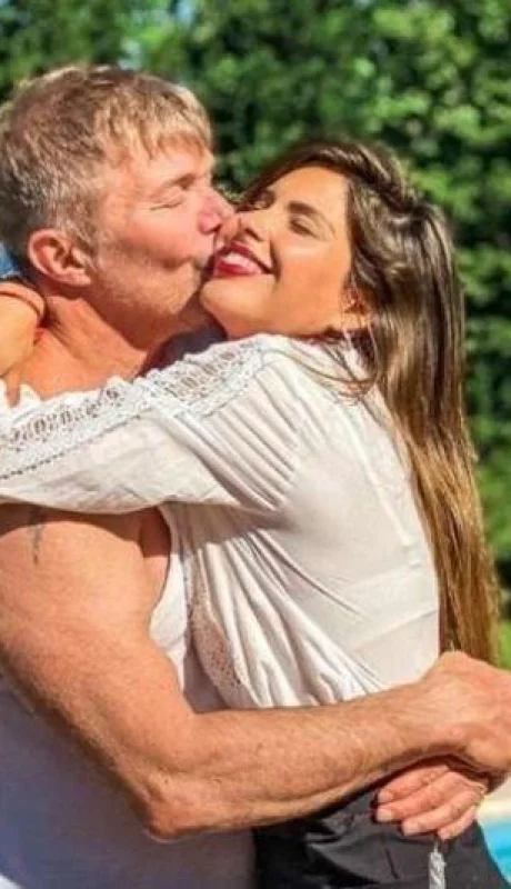 al-fin-fernando-burlando-y-barby-franco-agrandan-la-famila-1070545-jpg.